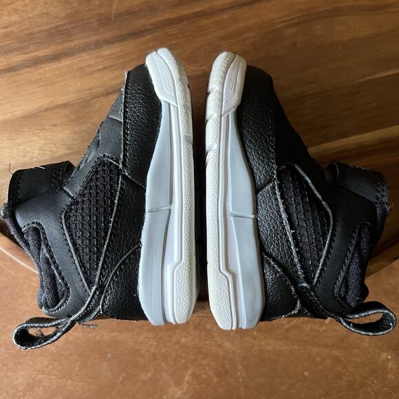 Nike Air Jordan Flight Boys 2C Sneakers - Black & Gray - Picture 4 of 16